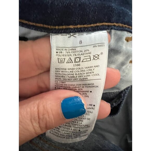 Old Navy Womens Dark Blue Denim Jean Shorts Size 8 With Rolled Cuffs & Pockets - Picture 4 of 9